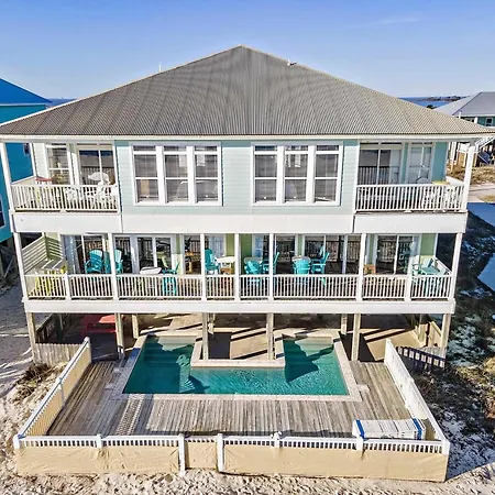Big Breezy East Villa